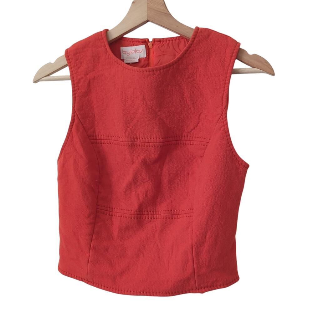 Byblos Top Womens Sleeveless Crop Red 44 (Small) Made in Italy‎ Wool Blend